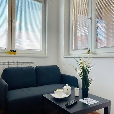 New Modern Rooftop Apartment-Free Private Parking Skopje Exterior foto